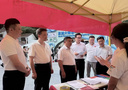 湖北大學(xué)校長劉建平看望慰問暑期社會實(shí)踐師生