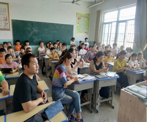希沃信息化教學培訓深入臨泉縣，攜手共建智慧課堂