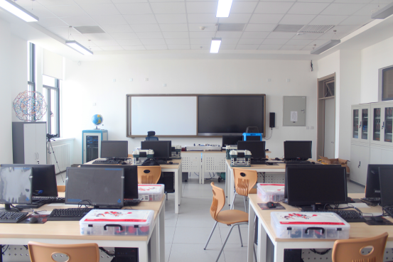 天津经济技术开发区第一中学卢飚老师：STEM构建学生开放思维