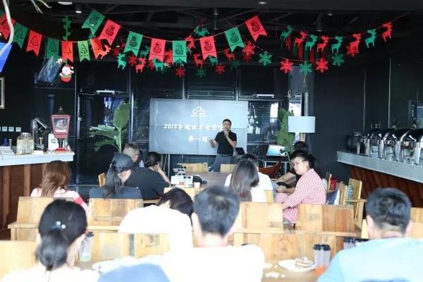 量子云未来传媒平台峰会|玩转影视黑科技