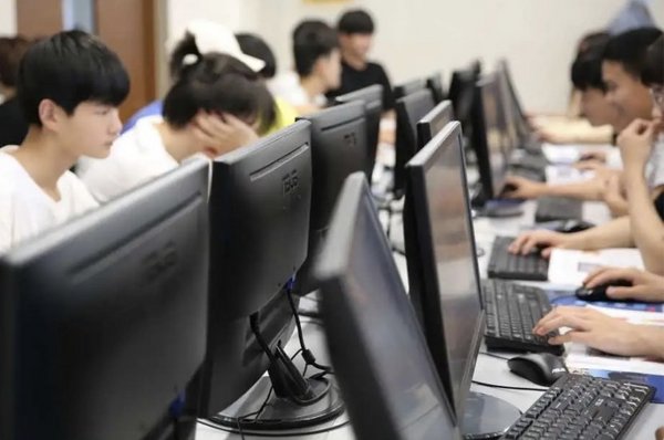 深化教育信息化在教學實踐中的融合與應用，安徽合肥技師學院打造信息化教學范例