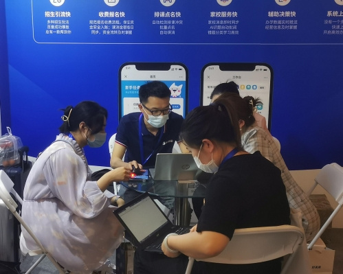 2021TIME 校管家云校推出移動端招生和管理解決方案