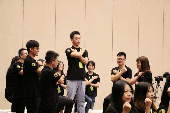 鴻文教育-輕取高考在線整合全國優質師資 教學質量備受肯定