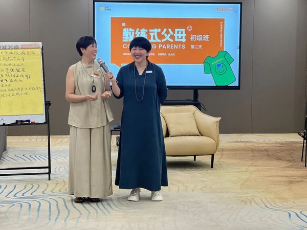 三个不同身份的人，在同一堂课里找到了答案丨全民幸福社课堂体验官采访实录