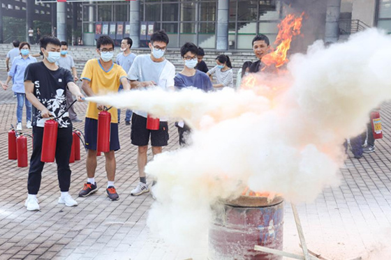 東莞理工學院開展消防疏散逃生演練活動
