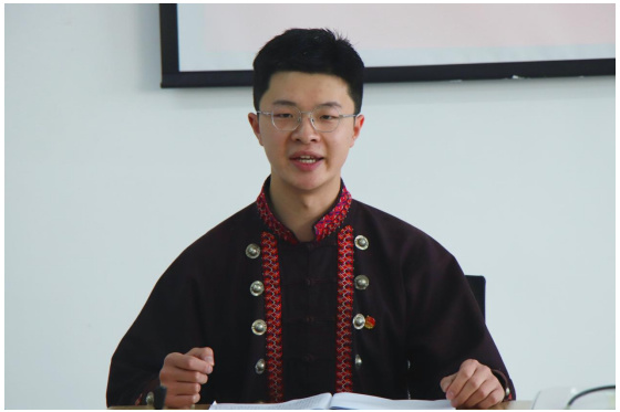 貴州民族大學青年學子積極開展黨領導下的青年運動史專題學習