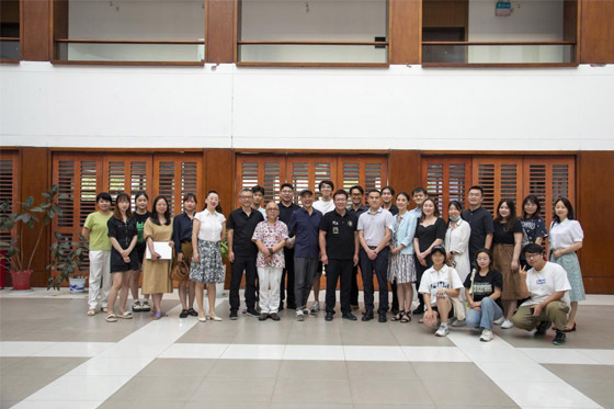 江汉大学设计学院师生同台竞技创新创业实践项目路演