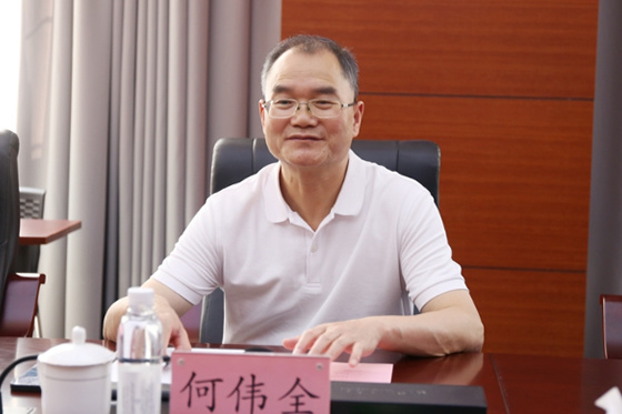 楚雄師范學院黨委書記何偉全一行來西昌學院考察交流