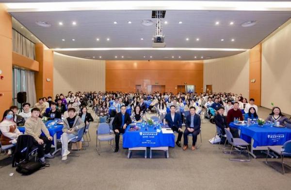 西交利物浦大學：校外導師攜手成長顧問 全方位助力學生成長