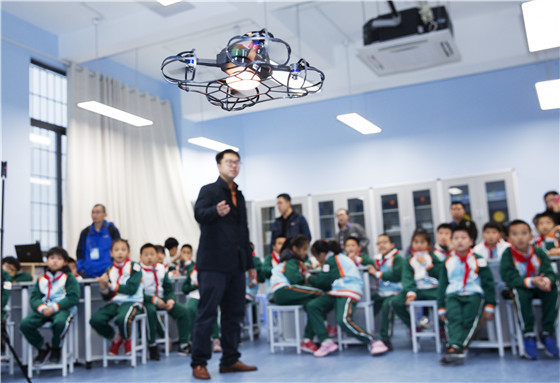 福建省義務教育階段人工智能教育成果初顯