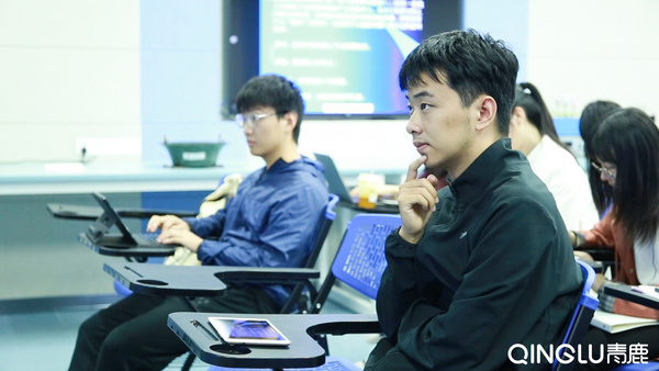 帶你走進南京大學智慧教室！