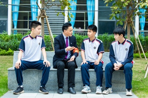“藏龙卧虎”的肇庆市荣源龙高级中学——汇聚优质资源，志在培养大多数学生成才