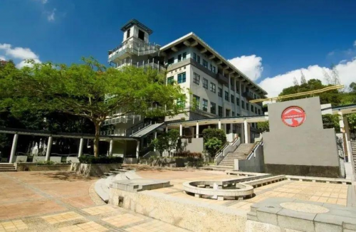香港副學士，本科線邊緣也能逆襲名校！