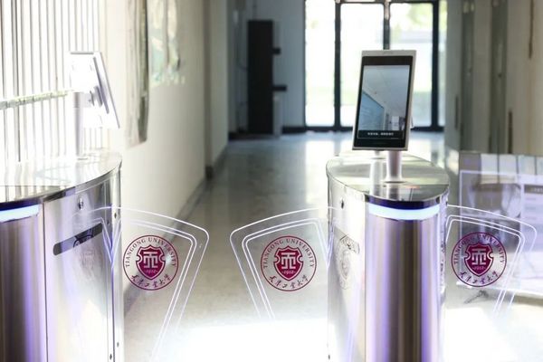 天津工業大學校領導視察校園一卡通升級項目建設情況