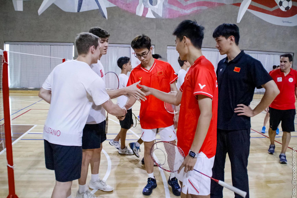 北京郵電大學體育部教師董浩然帶領學生赴巴西、法國開展體育交流