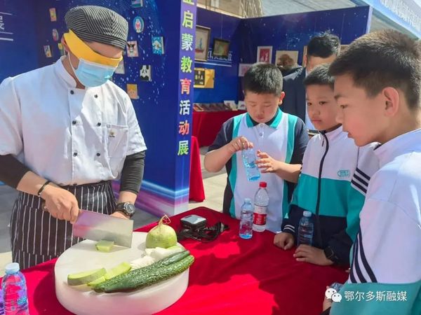 內蒙古自治區各地各校陸續拉開職業教育活動周序幕