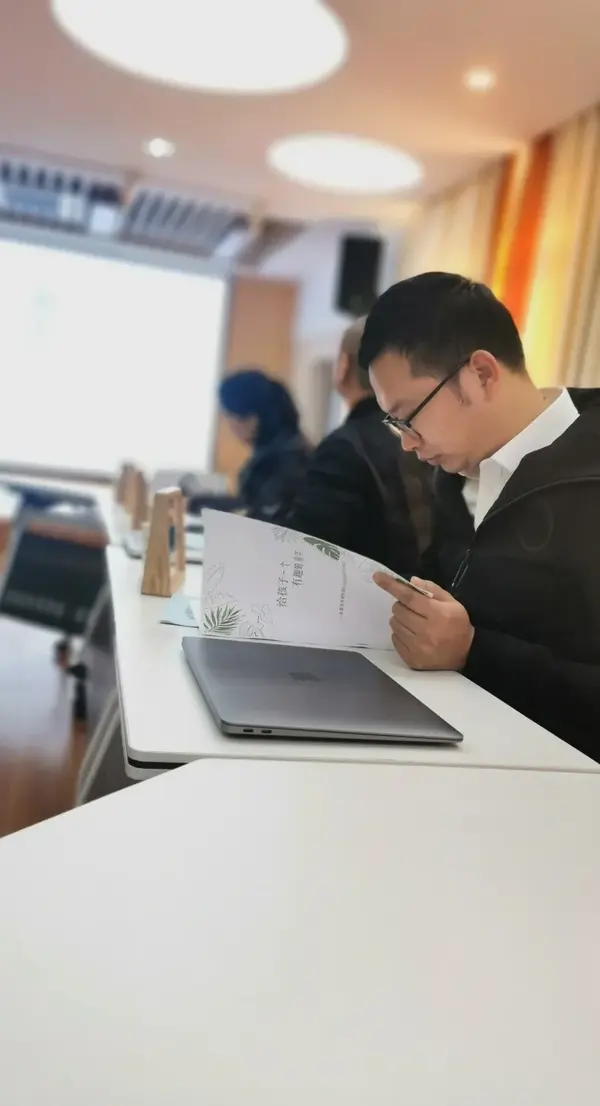 打造巴學園之路 ——東幼“市教育裝備達標園”評估工作