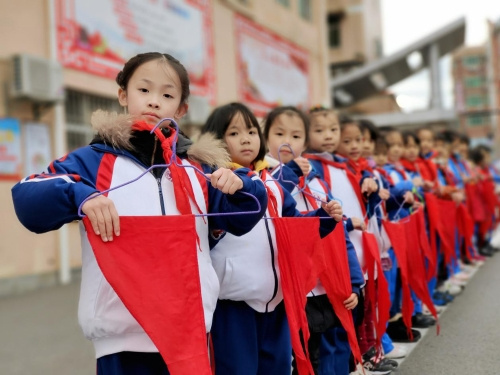 江西大余：让劳动课成为快乐学习的课堂