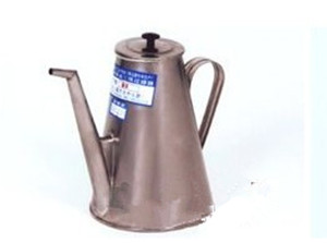 供应二级过滤小油壶 ф150×ф75×200(2L)