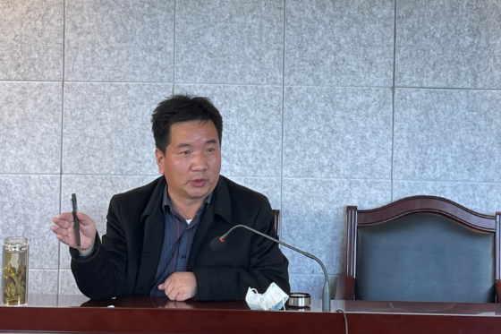 甘肅民族師范學院副校長李錦煜主持召開2022年政府采購項目推進會